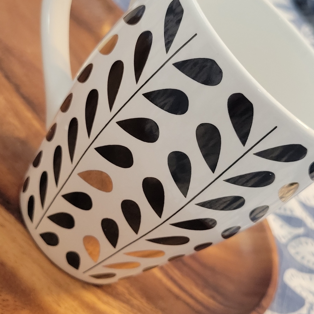 PIA Modern Coffee Mug